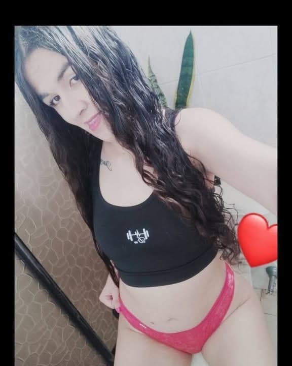 Paola Estudiante Aux Enfermería 
25 años 
Medellín Colombia
Busco es plata el amor no me interesa pf 
Bastardos engañados🙄🥱🖕